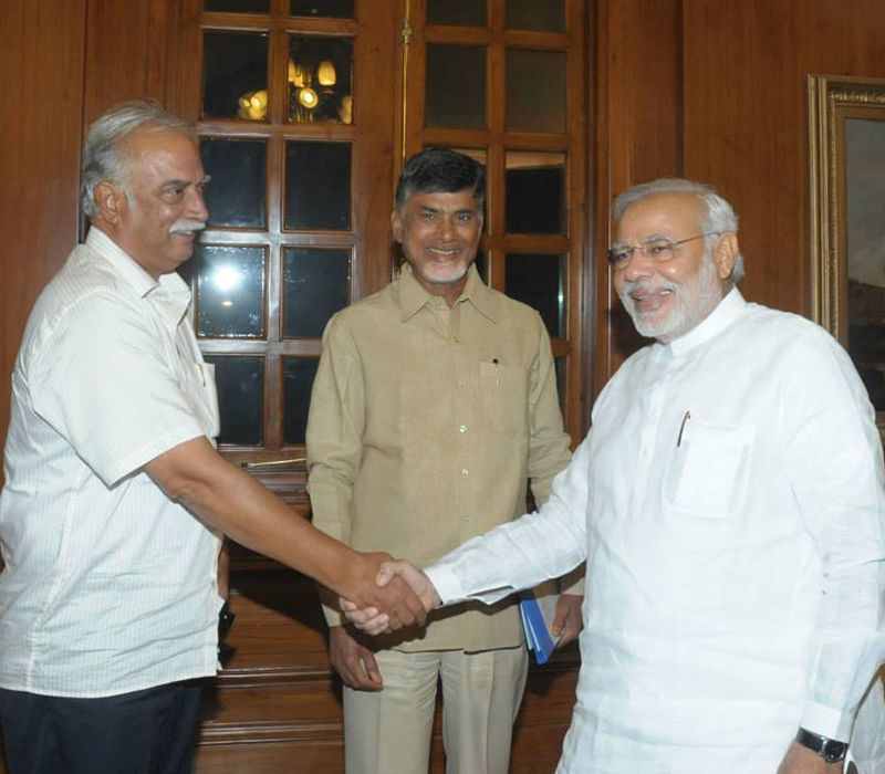 Chairman with PM & CM